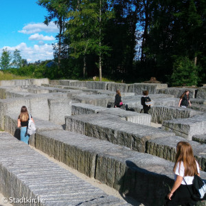 Konfis im Labyrinth